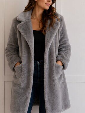 Cotton Candy LA Grey Teddy Faux Fur Jacket Snap Closure M